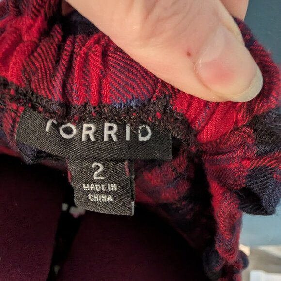 Torrid top - Picture 2 of 3